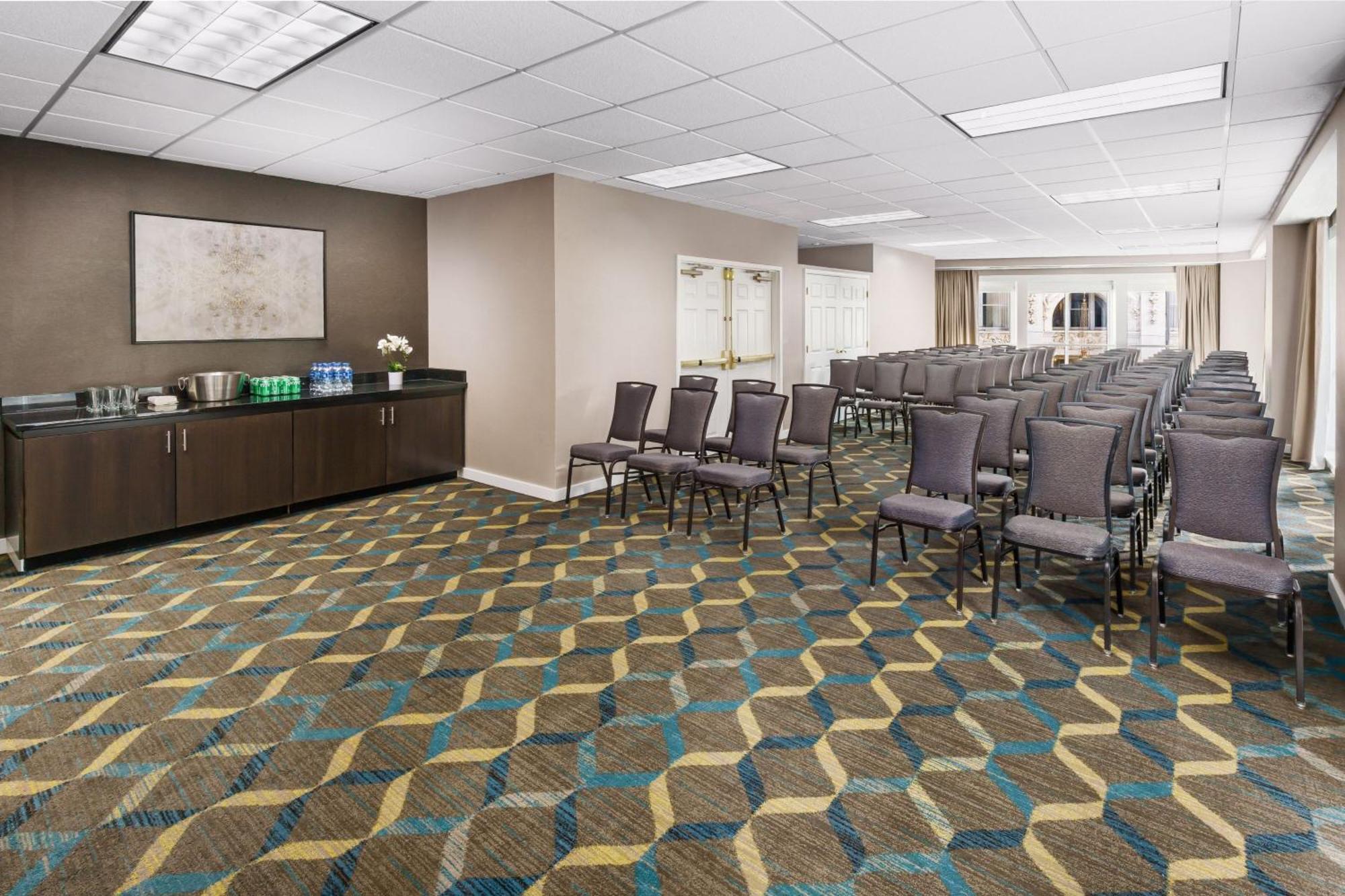 Residence Inn Atlanta Downtown Exterior photo