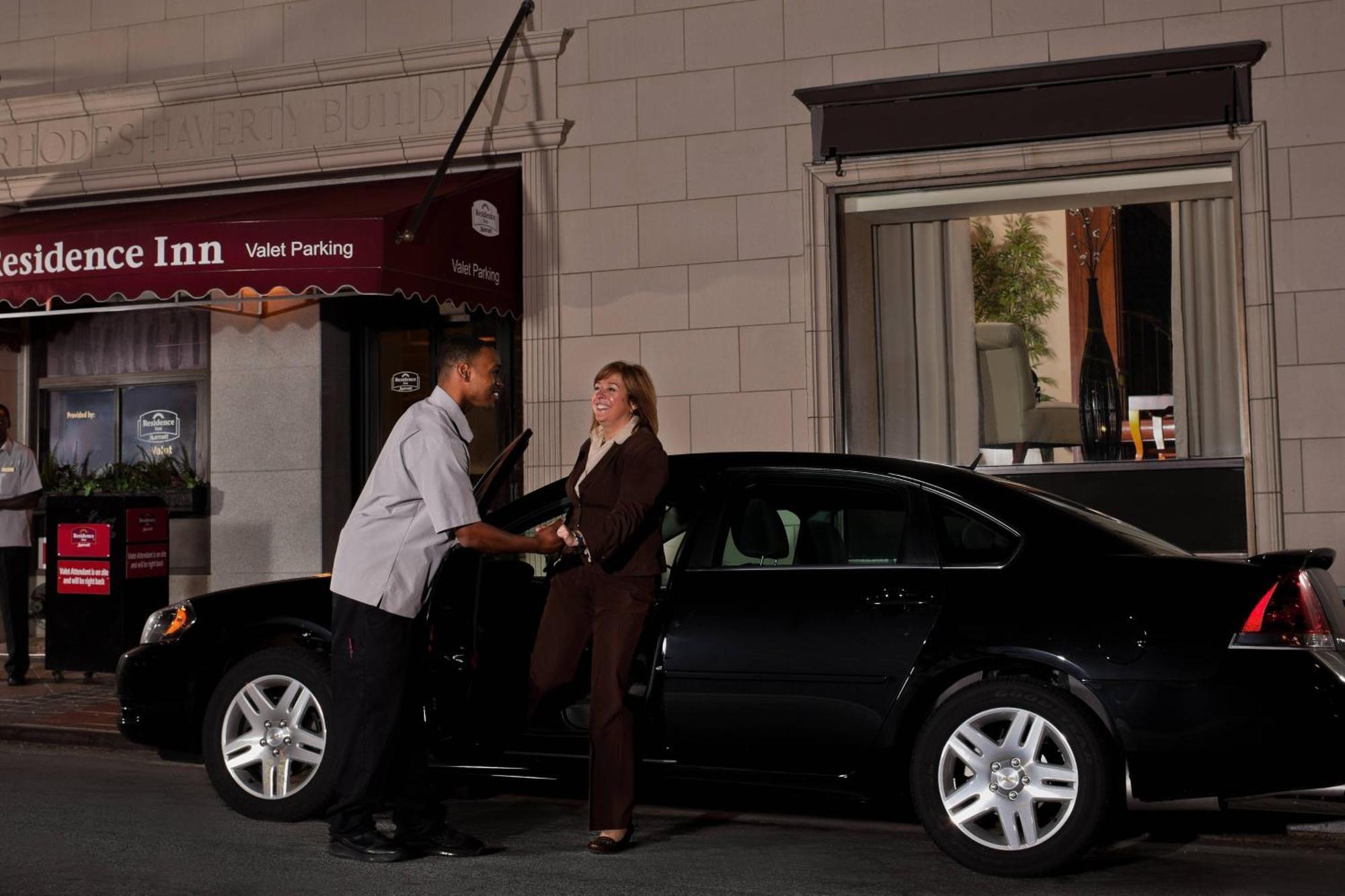 Residence Inn Atlanta Downtown Exterior photo